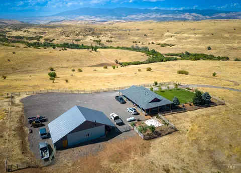 2115 Kilborn Ln, Mesa, ID 83643