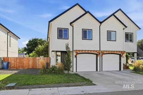 108 N Trifecta Ln, Nampa, ID 83651
