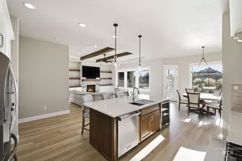 Kitchen - 1345 N Triathlon Ave, Eagle, ID 83616 photo 3 of 5