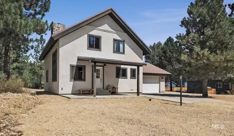 124 Mores Creek Dr, Idaho City, ID 83631