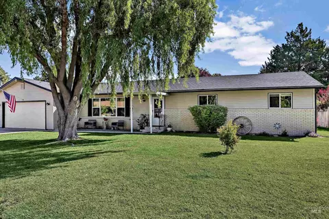 172 N Benewah Pl, Nampa, ID 83651