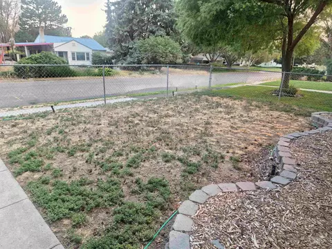 Exterior - 618 E Avenue D, Jerome, ID 83338 photo 7 of 7
