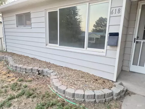 Exterior - 618 E Avenue D, Jerome, ID 83338 photo 6 of 7