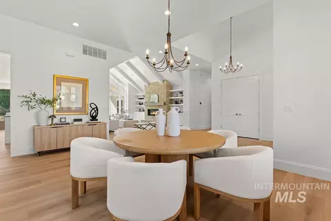 Dining - 2849 W Chartwell Dr, Eagle, ID 83616 photo 2 of 3
