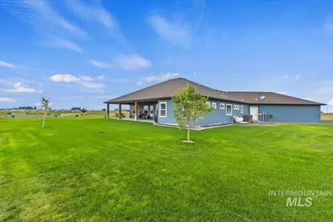 Exterior - 377 Skyline Dr, Rupert, ID 83350 photo 7 of 10