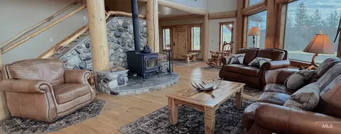 Living - 3618 Tamarack View Dr, New Meadows, ID 83654 photo 2 of 4