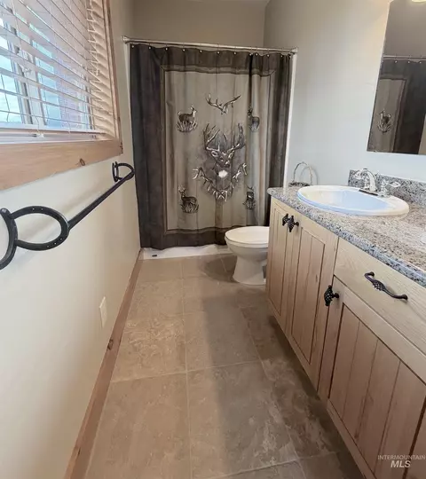 Bath - 3618 Tamarack View Dr, New Meadows, ID 83654 photo 5 of 6