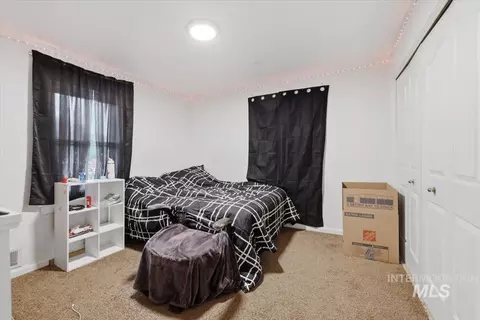 Bedroom - 400 S 16th St, Payette, ID 83661 photo 3 of 4