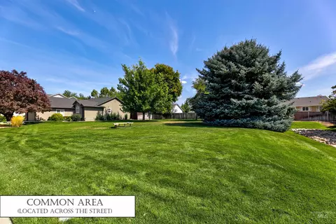 Exterior - 1075 N Falling Water Way, Eagle, ID 83616 photo 9 of 9