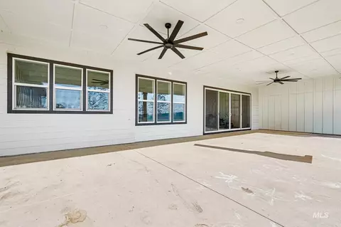 Exterior - 23871 Legends Ln, Caldwell, ID 83607 photo 6 of 9