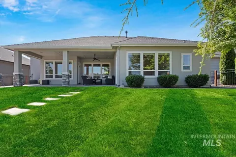 Exterior - 7390 W Corinthia St, Eagle, ID 83616 photo 6 of 10
