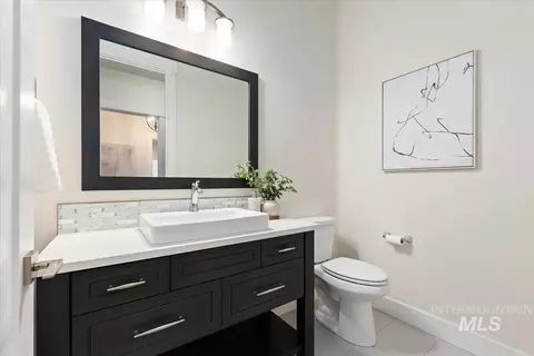 Bath - 7390 W Corinthia St, Eagle, ID 83616 photo 1 of 6