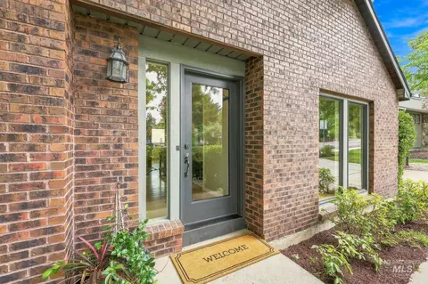 Entry Way - 2256 E Table Rock Rd, Boise, ID 83712 photo 1 of 2