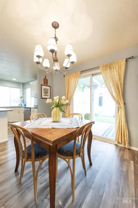 Dining - 858 E Limestone St, Kuna, ID 83634 photo 2 of 2