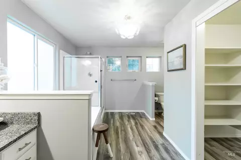 Bath - 858 E Limestone St, Kuna, ID 83634 photo 2 of 4