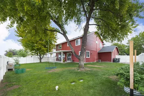 Exterior - 858 E Limestone St, Kuna, ID 83634 photo 3 of 6