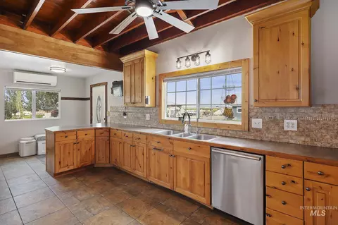Kitchen - 3444 N 4500 E, Murtaugh, ID 83344 photo 3 of 4