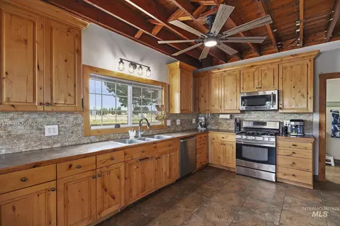Kitchen - 3444 N 4500 E, Murtaugh, ID 83344 photo 1 of 4