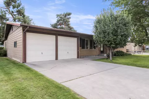 Exterior - 631 E 18th St, Burley, ID 83318 photo 2 of 3