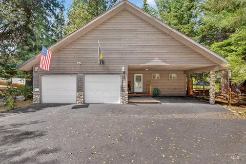 Exterior - 918 Fairway Dr, Mccall, ID 83638 photo 7 of 8