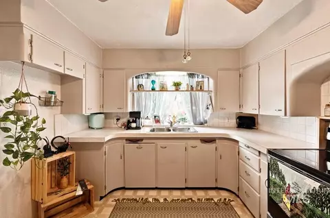 Kitchen - 418 E Ave B, Wendell, ID 83355 photo 1 of 3
