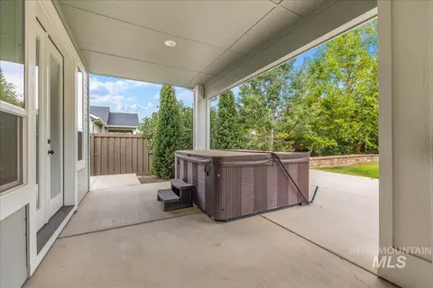 Exterior - 1768 N Annadale Way, Eagle, ID 83616 photo 4 of 10