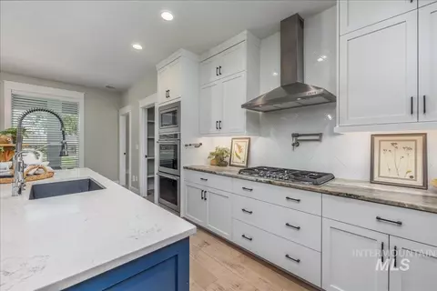 Kitchen - 1768 N Annadale Way, Eagle, ID 83616 photo 3 of 4