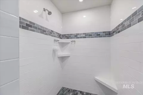 Bath - 1768 N Annadale Way, Eagle, ID 83616 photo 3 of 7