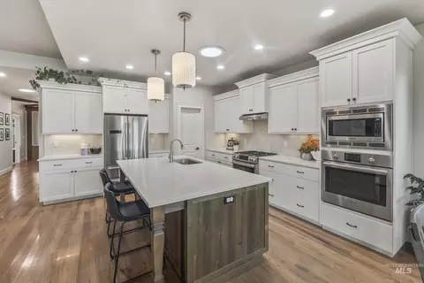Kitchen - 4128 W Bolton Dr, Eagle, ID 83616 photo 6 of 6