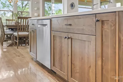 Kitchen - 4128 W Bolton Dr, Eagle, ID 83616 photo 3 of 6