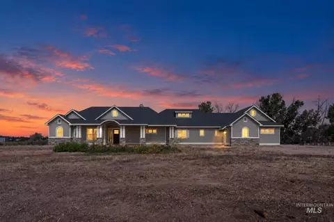 5472 W Overland, Meridian, ID 83642