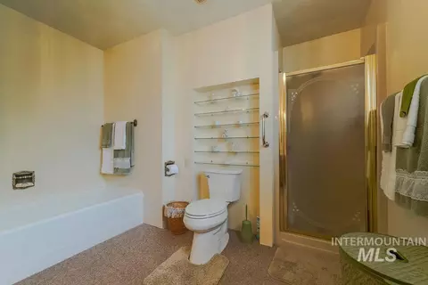 Bath - 421 E Avenue E, Jerome, ID 83338 photo 2 of 4