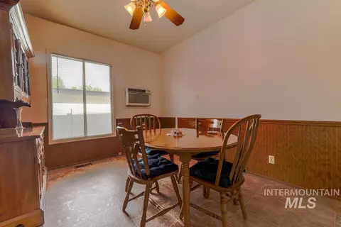 Dining - 421 E Avenue E, Jerome, ID 83338 photo 1 of 1