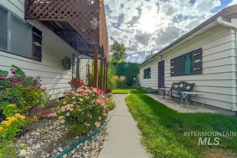Exterior - 421 E Avenue E, Jerome, ID 83338 photo 6 of 8