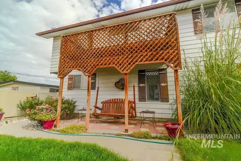Exterior - 421 E Avenue E, Jerome, ID 83338 photo 5 of 8