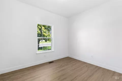Other - 925 22nd Ave E, Jerome, ID 83338 photo 8 of 10