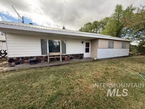 555 Cemetery Rd, Cambridge, ID 83610
