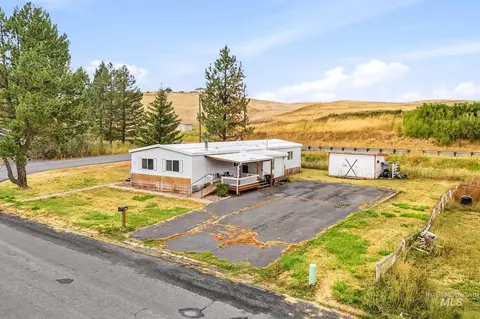 1024 Juliene Way, Moscow, ID 83843