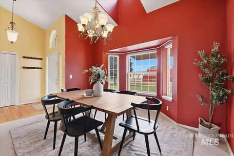 Dining - 7900 Labor Camp Rd, Caldwell, ID 83607 photo 1 of 2