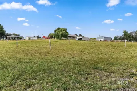 Exterior - 7900 Labor Camp Rd, Caldwell, ID 83607 photo 9 of 11