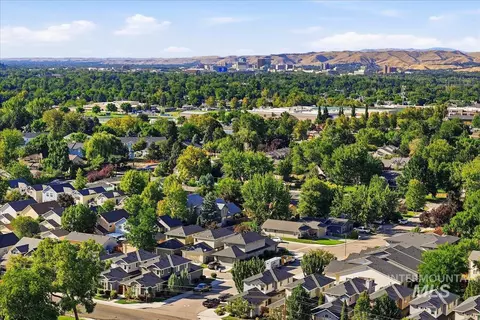 View/Area - 933 E Denise, Boise, ID 83706 photo 3 of 5
