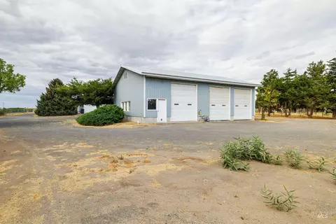 Exterior - 1905 E 3100 S, Wendell, ID 83355 photo 6 of 11