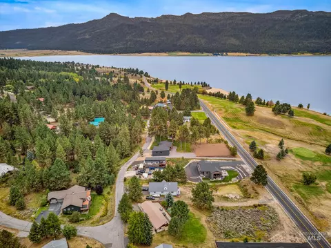 View/Area - 119 Par Dr, Cascade, ID 83611 photo 5 of 6