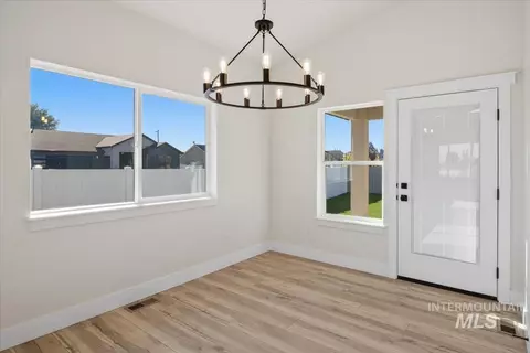 Dining - 1011 23rd Ave E, Jerome, ID 83338 photo 2 of 2