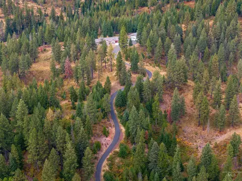 View/Area - 1016 Strong Ln, Potlatch, ID 83855 photo 1 of 2