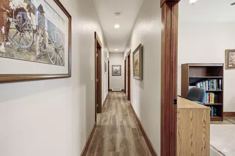 Entry Way - 1016 Strong Ln, Potlatch, ID 83855 photo 3 of 3