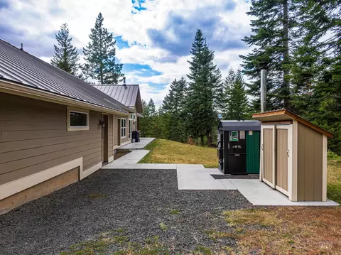Exterior - 1016 Strong Ln, Potlatch, ID 83855 photo 6 of 8