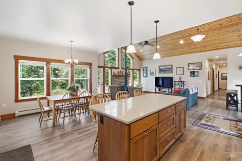 Dining - 1016 Strong Ln, Potlatch, ID 83855 photo 1 of 3