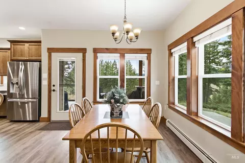 Dining - 1016 Strong Ln, Potlatch, ID 83855 photo 3 of 3