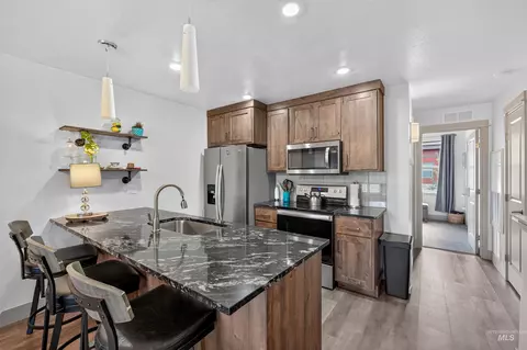 Kitchen - 105 Broken Pine Ln, Mccall, ID 83638 photo 2 of 2